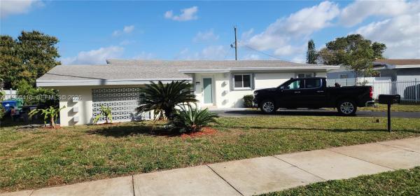 Carol City, 2915 NW 183rd St, Miami Gardens, Florida 33056, image 2
