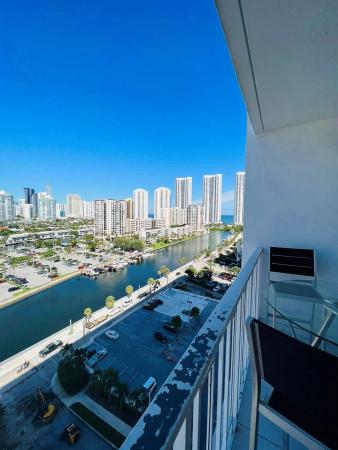 Arlen House West, 500 Bayview Dr #1417, Sunny Isles Beach, Florida 33160, image 1