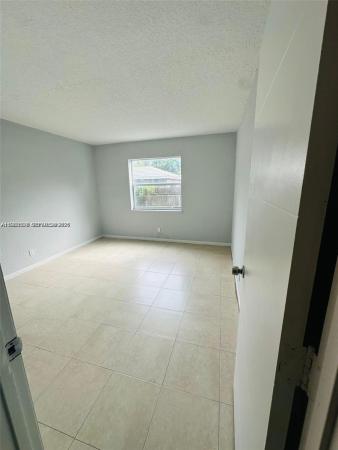 Placido Place, 5 NE 16th Ct, Fort Lauderdale, Florida 33311, image 2