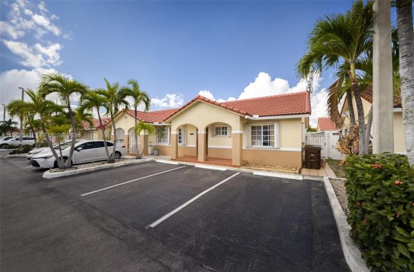 West Palm Gardens Villas, 7101 W 24th Ave #55, Hialeah, Florida 33016, image 1