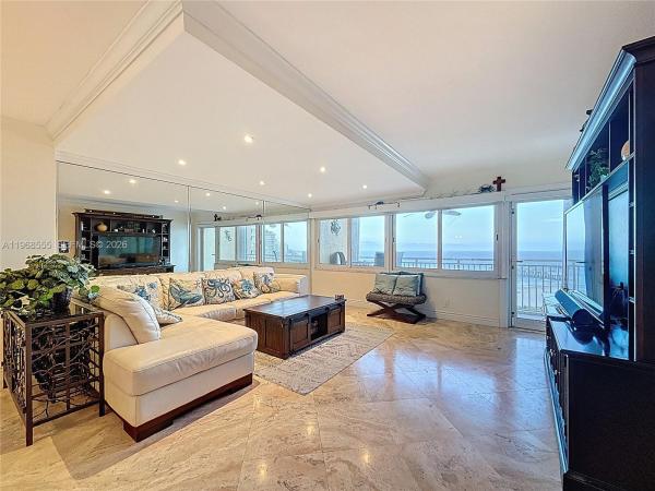 Bermuda House Apartments, 328 N Ocean Blvd #1005, Pompano Beach, Florida 33062, image 2
