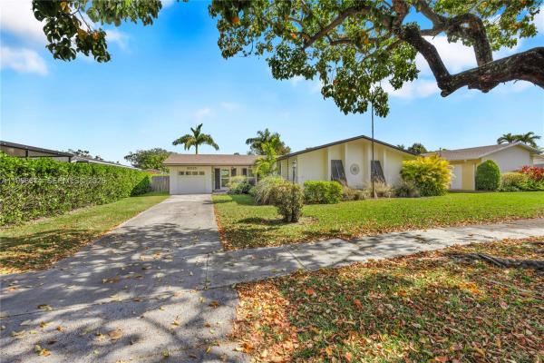 Bel Aire, 18525 SW 90th Ct, Cutler Bay, Florida 33157, image 1