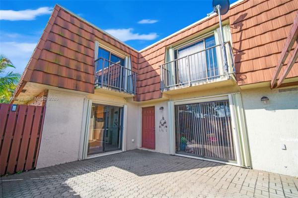 Village At Lake Pine, 1171 SW 118th Ter, Davie, Florida 33325, image 1