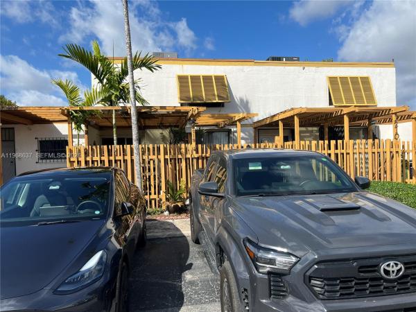 Trail Run, 1218 SW 131st Place Cir W, Tamiami, Florida 33184, image 1