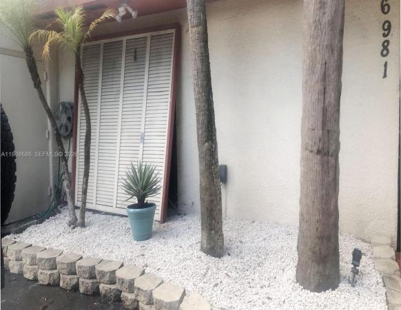 Loch Isle, 6981 Greentree Ln 0, Miami Lakes, Florida 33014, image 1