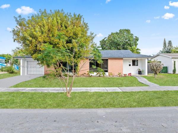 Palm Springs Lakes, 7835 W 16th Ct, Hialeah, Florida 33014, image 1