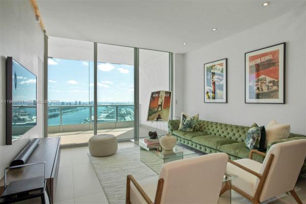 900 Biscayne Bay, 900 Biscayne Blvd #4307, Miami, Florida 33132, image 2