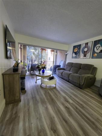 Fernwoods, 506 NW 87th Ave #201, Fountainebleau, Florida 33172, image 2
