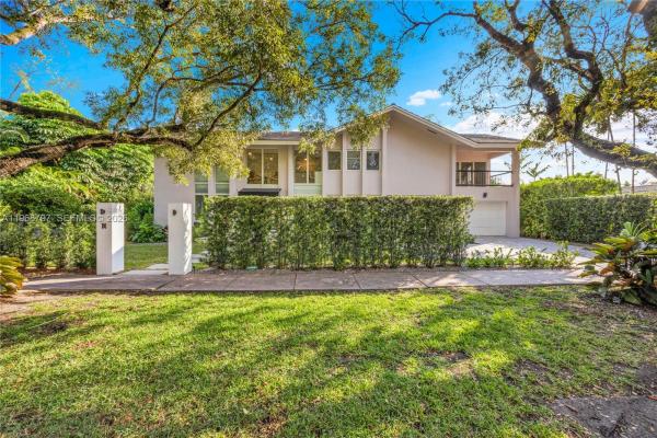 Riviera, 1400 Siena Ave, Coral Gables, Florida 33146, image 2