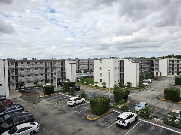 14155 SW 87th St #E202, Unincorporated Dade County, Florida 33183, image 1