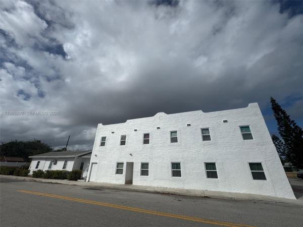 Lake Worth Town, 501A N K St, Lake Worth Beach, Florida 33460, image 1