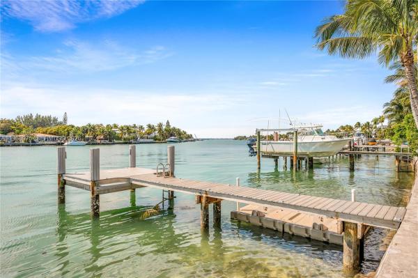 Biscayne Point, 1170 S Biscayne Point Rd, Miami Beach, Florida 33141, image 2