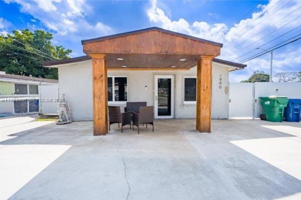 Magnolia, 1990 NW 154th St, Miami Gardens, Florida 33054, image 3