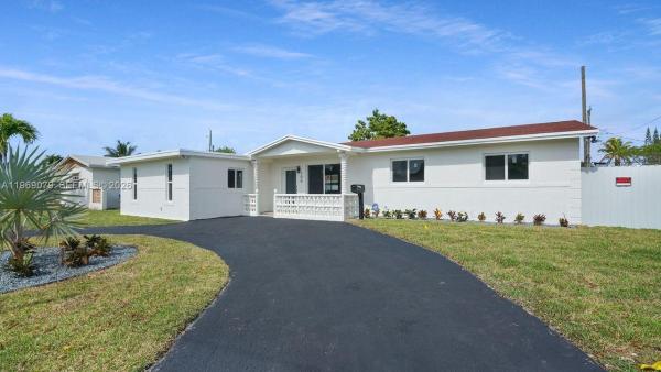 Andover, 105 NE 213th St, Miami Gardens, Florida 33179, image 1