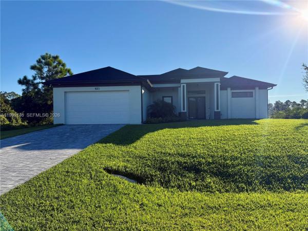Lehigh Acres Residential, 1023 Bank Ave Ave S, Lehigh Acres, Florida 33974, image 1