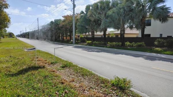 11901 SW 232nd St, Unincorporated Dade County, Florida 33170, image 1