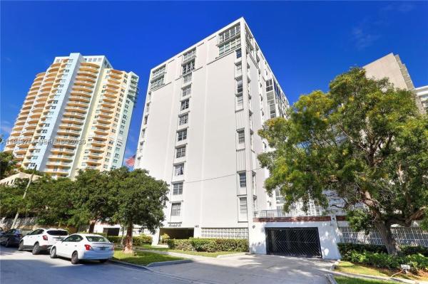 Brickell 25, 145 SE 25th Rd #602, Miami, Florida 33129, image 1