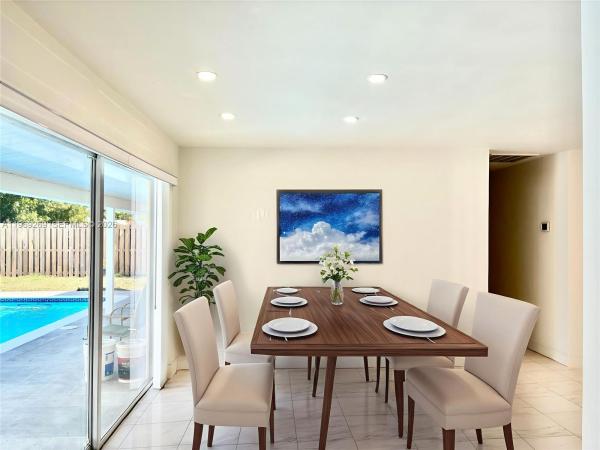 Heritage Estates, 6751 Cleveland St, Hollywood, Florida 33024, image 1