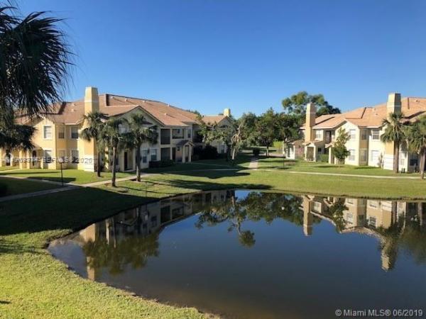2305 Belmont Ln, Tamarac, Florida 33068, image 1