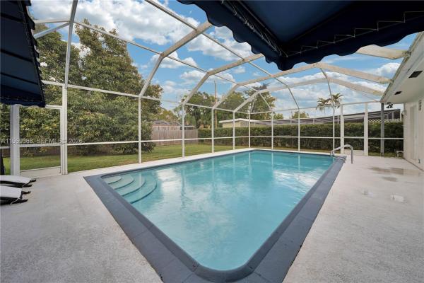 Bel Aire, 18900 Belview Dr, Cutler Bay, Florida 33157, image 1