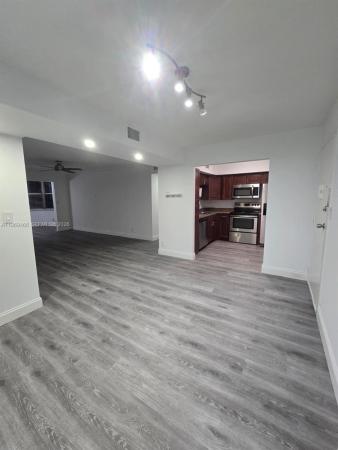 Plantation Place, 6500 Cypress Rd #301, Plantation, Florida 33317, image 2