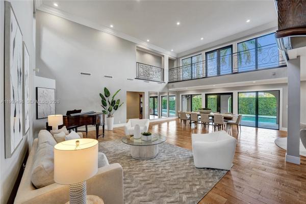 Emerald Hills, 2941 Fairway Dr, Hollywood, Florida 33021, image 2