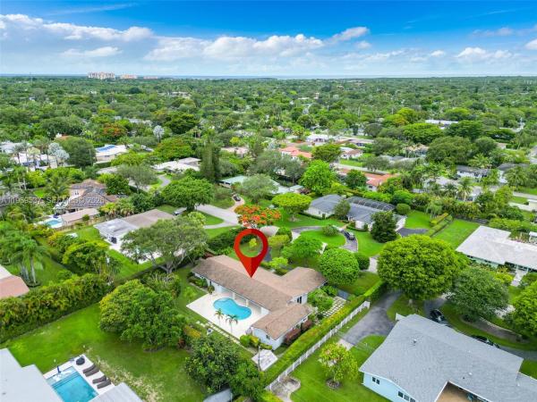 Hill Top Manor, 7451 SW 133rd St, Pinecrest, Florida 33156, image 3
