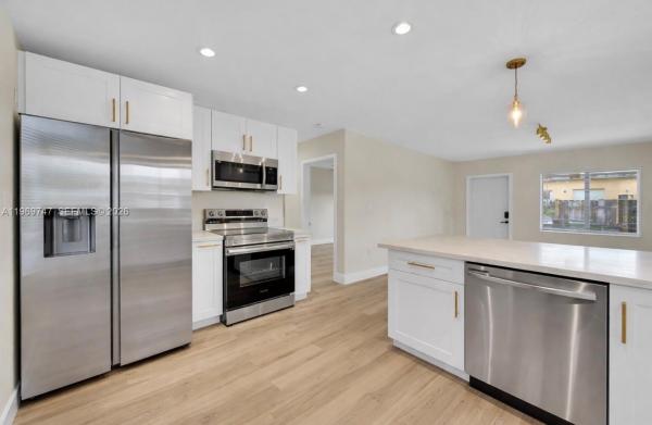 Lake Ridge, 1116 NE 15th Ave #1-2, Fort Lauderdale, Florida 33304, image 2