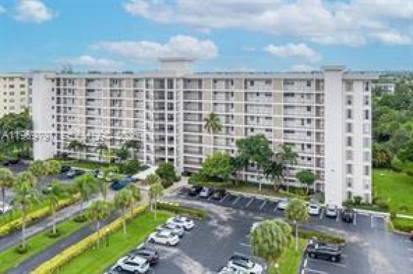 Palm-Aire Country Club 1, 3150 N Palm Aire Dr #905, Pompano Beach, Florida 33069, image 1