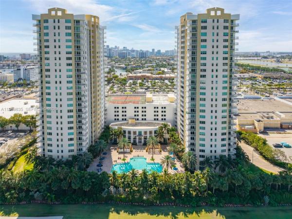 Duo West, 1745 E Hallandale Beach Blvd #303W, Hallandale Beach, Florida 33009, image 1