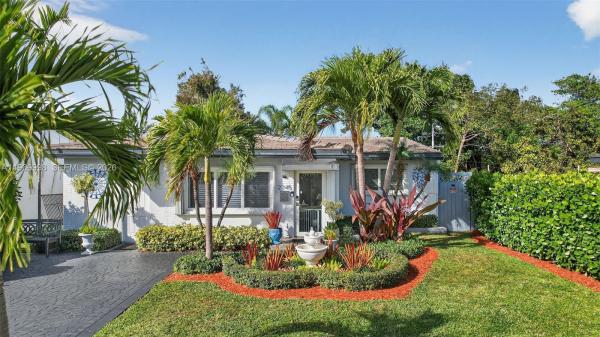 Dixie Gardens, 2245 Johnson St, Hollywood, Florida 33020, image 1