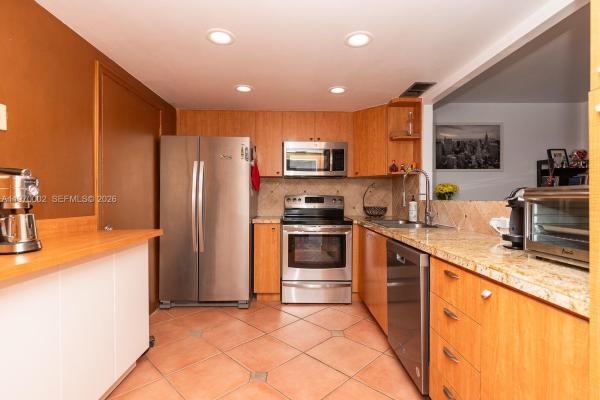 Admiral Towers, 1020 Meridian Ave #314, Miami Beach, Florida 33139, image 1