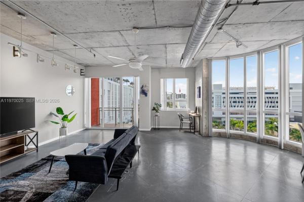 Cite On The Bay West, 2001 Biscayne Blvd #2612, Miami, Florida 33137, image 1