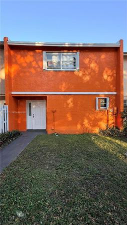 Dennis Townhouses, 948 SW 74th Ave #948, North Lauderdale, Florida 33068, image 1