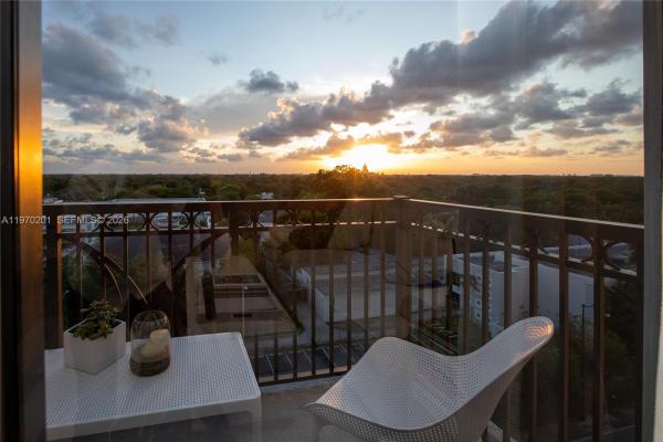 Merrick Manor, 301 Altara Ave #719, Coral Gables, Florida 33146, image 3