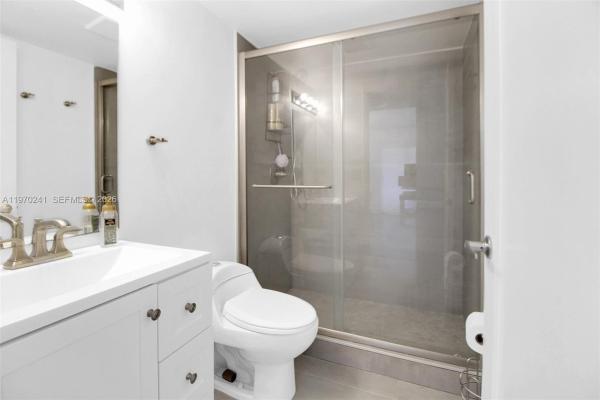 Kenland Bend North, 8860 SW 123rd Ct #K201, The Crossings, Florida 33186, image 3