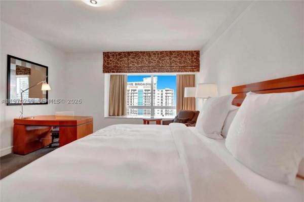 Four Seasons Hotel, 1435 Brickell Ave #3212, Miami, Florida 33131, image 3