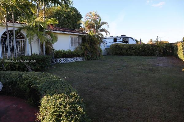 Snapper Creek Villas, 6514 SW 107th Pl, Sunset, Florida 33173, image 2