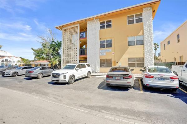 Sevilla Courts, 744 NE 14th Ave #1, Fort Lauderdale, Florida 33304, image 1