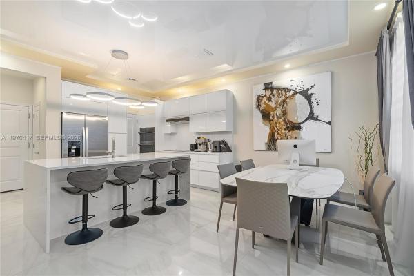 Parkview At Hillcrest, 1475 Silk Oak Dr, Hollywood, Florida 33021, image 1