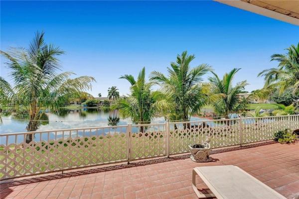 7020 NW 173rd Dr #505, Country Club, Florida 33015, image 3