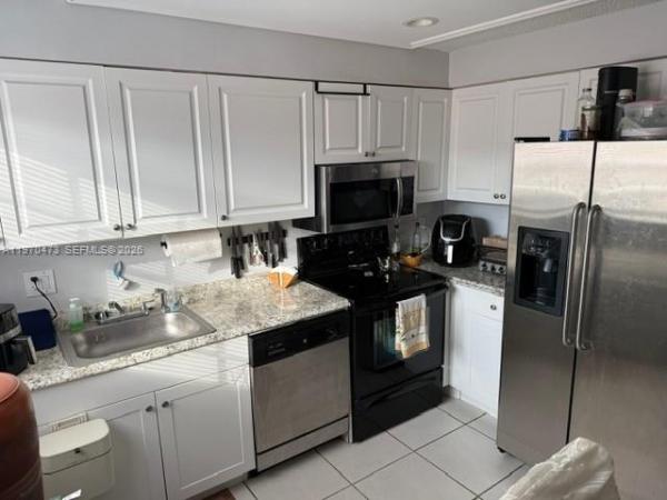 Palm Townhouse, 2200 Monroe St #6, Hollywood, Florida 33020, image 1