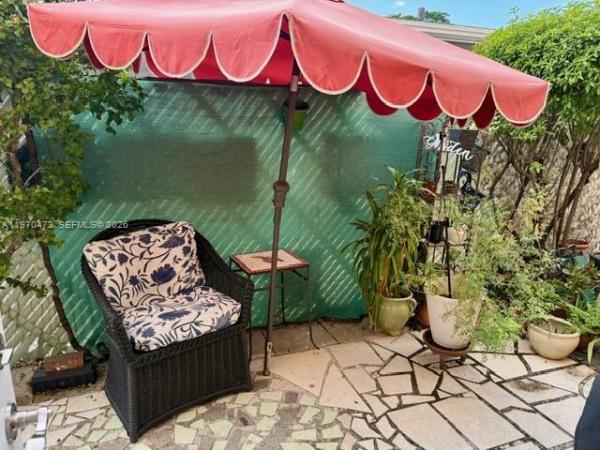 Palm Townhouse, 2200 Monroe St #5, Hollywood, Florida 33020, image 2