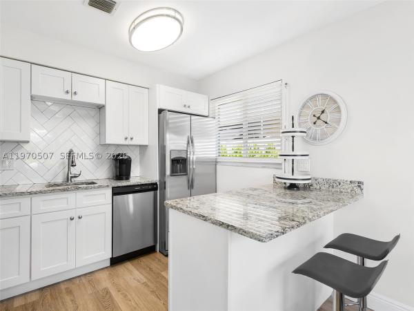 Hillsboro Shores, 3405 Norfolk St, Pompano Beach, Florida 33062, image 2