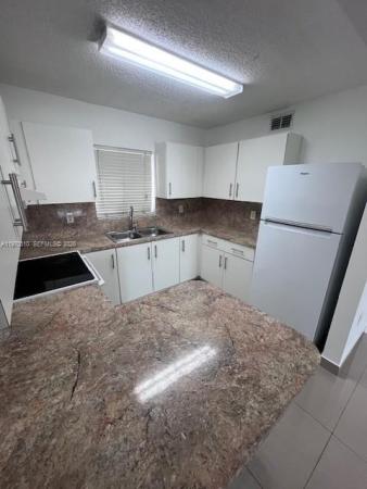 Villa Veranda, 3041 W 76th St #B-105, Hialeah, Florida 33018, image 2
