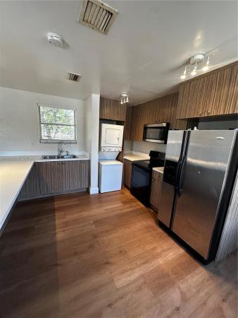 Rockmoor Villa, 5901 N Miami Ave, Miami, Florida 33127, image 2