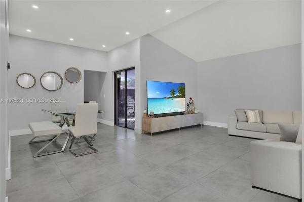 17032 NW 63rd Pl, Hialeah, Florida 33015, image 1