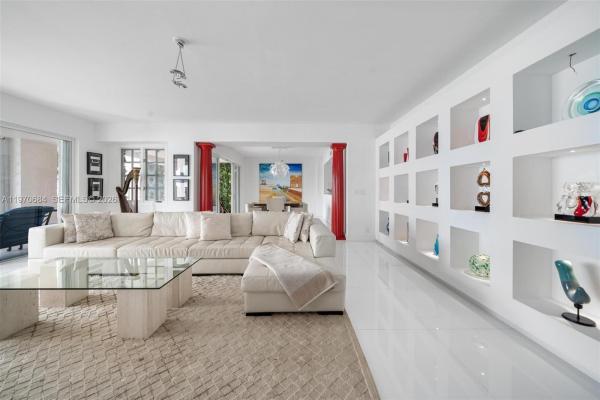 Bayview At Fisher Island, 5322 Fisher Island Dr, Fisher Island, Florida 33109, image 2