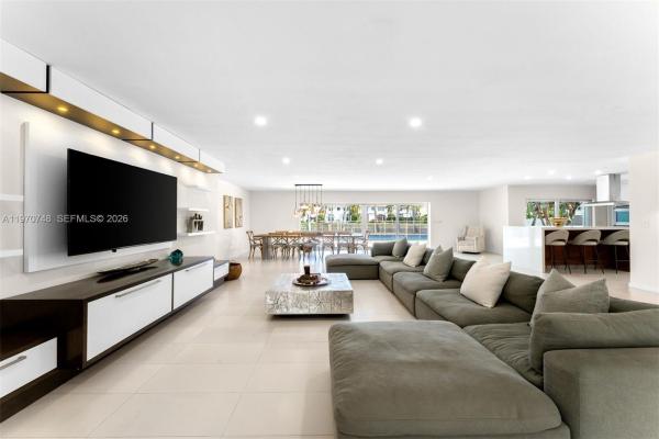 Diplomat Golf Estates, 1525 Diplomat Pkwy, Hollywood, Florida 33019, image 1