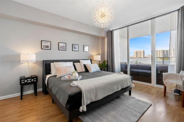 Marina Bay Club, 18100 N Bay Rd #308, Sunny Isles Beach, Florida 33160, image 2